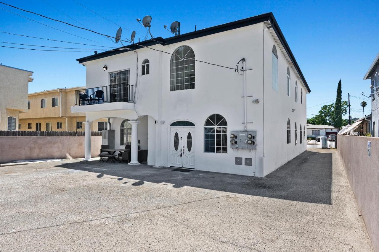 Spacious Private Gated Modern Loft Close To Universal Studio And Hollywood Los Angeles Zewnętrze zdjęcie