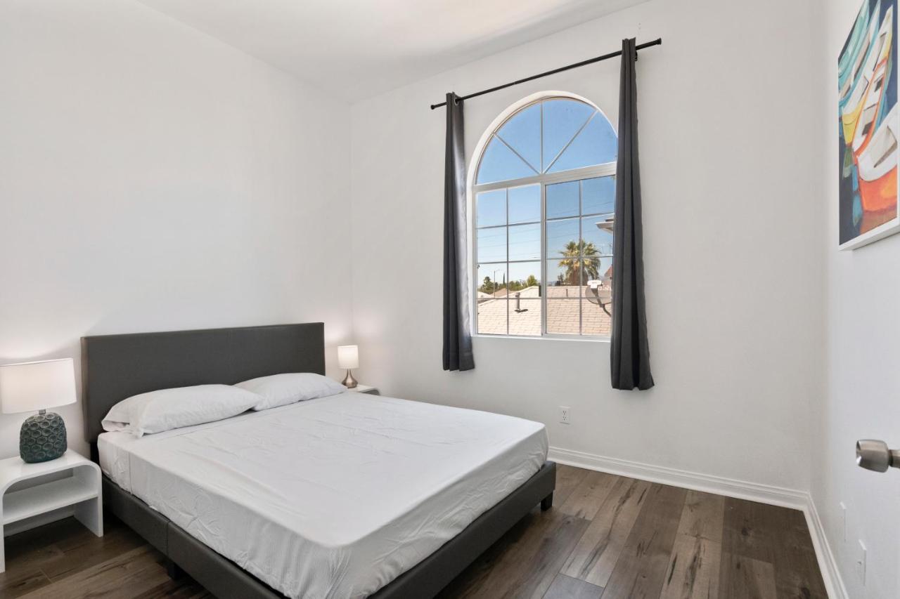 Spacious Private Gated Modern Loft Close To Universal Studio And Hollywood Los Angeles Zewnętrze zdjęcie